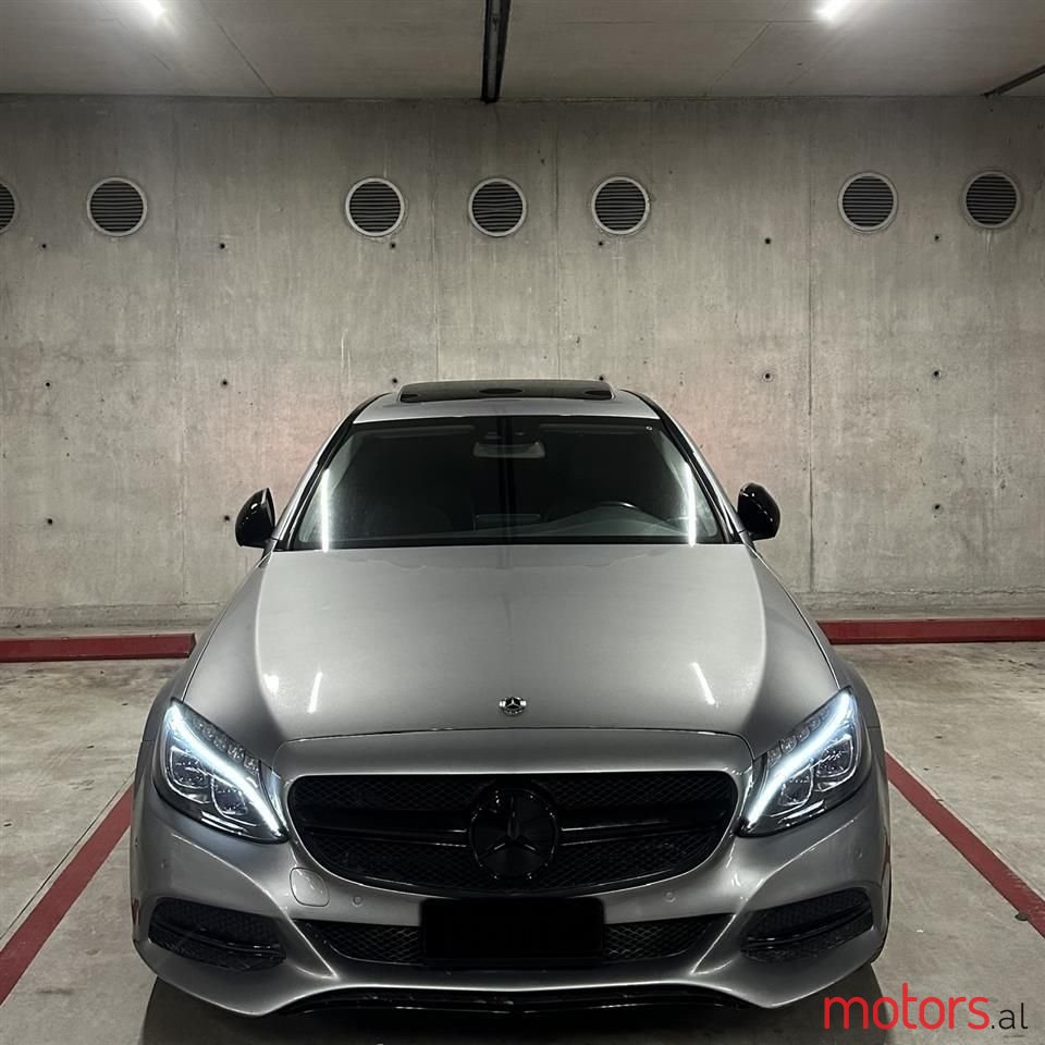 2015' Mercedes-Benz C 220 photo #2