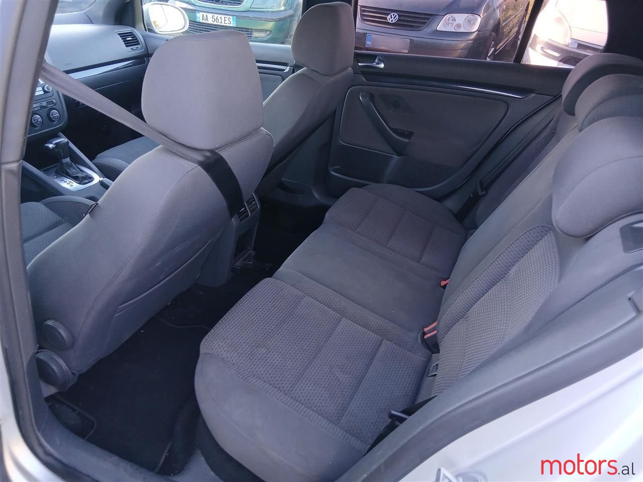 2007' Volkswagen Golf photo #4