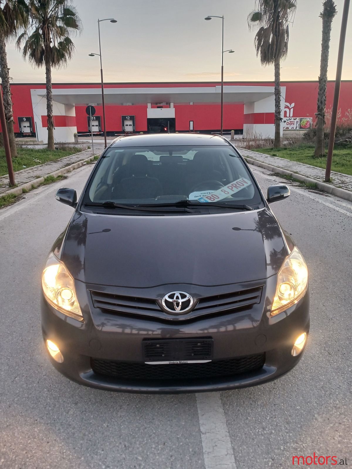 2010' Toyota Auris photo #1