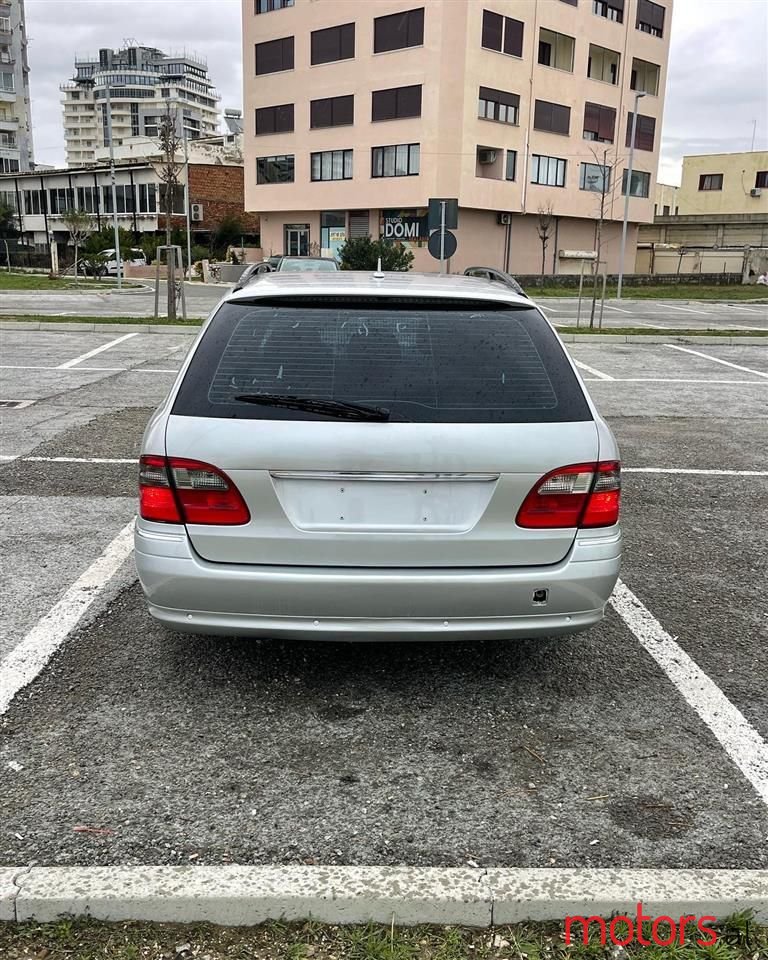 2007' Mercedes-Benz E 220 photo #5