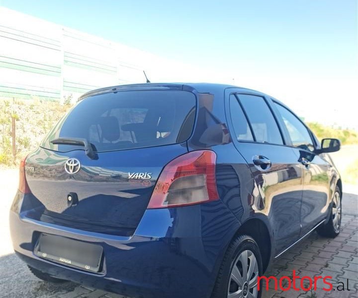 2006' Toyota Yaris photo #1