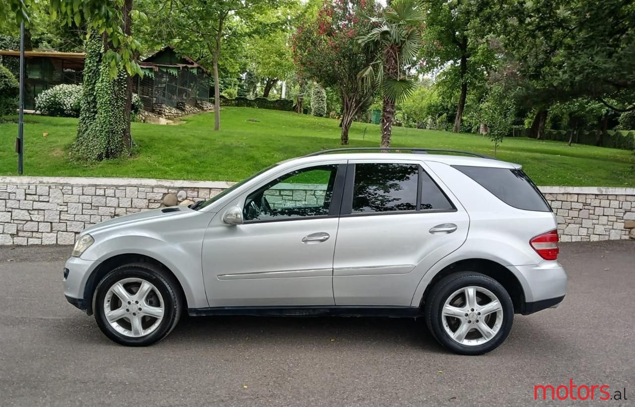 2007' Mercedes-Benz ML 350 photo #2
