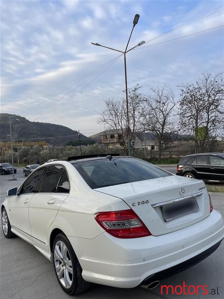 2010' Mercedes-Benz C 200 photo #2