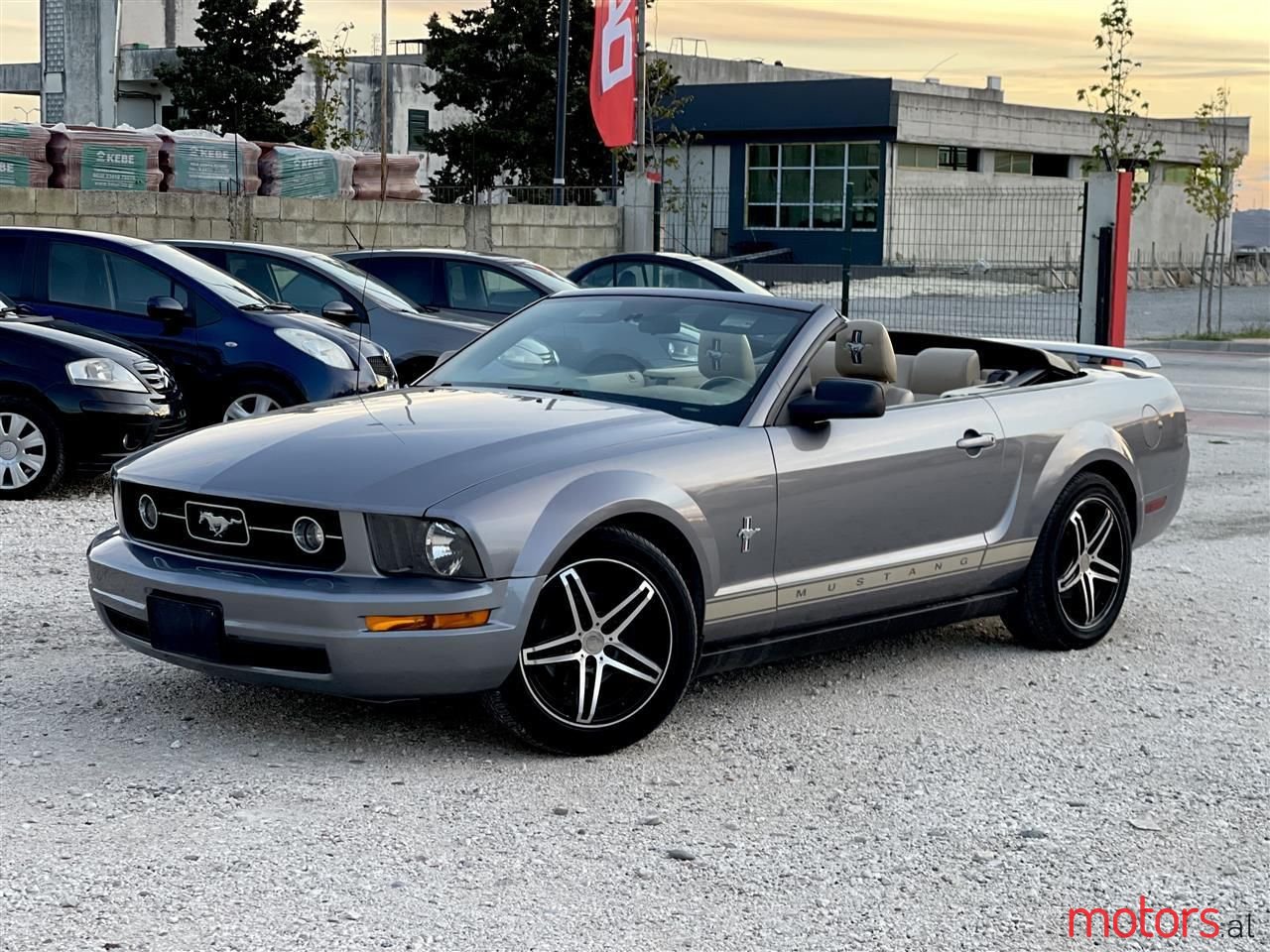 2006' Ford Mustang photo #1