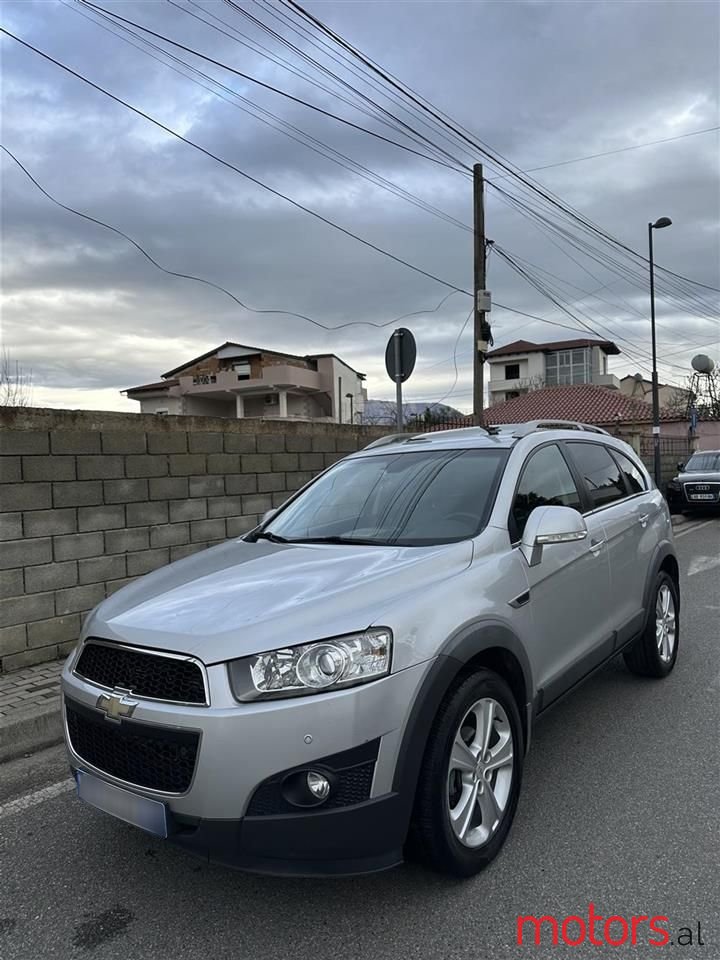 2012' Chevrolet Captiva photo #2