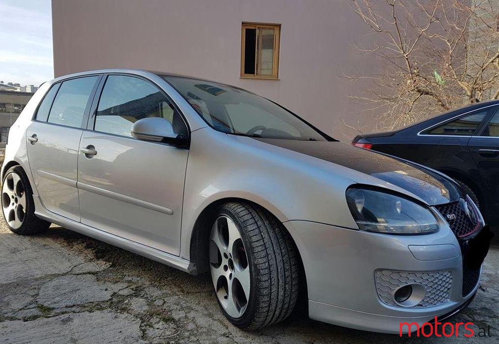 2007' Volkswagen Golf photo #2