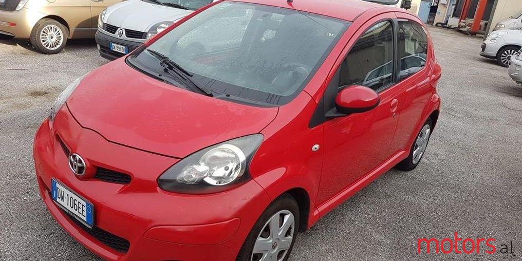 2009' Toyota Aygo photo #1