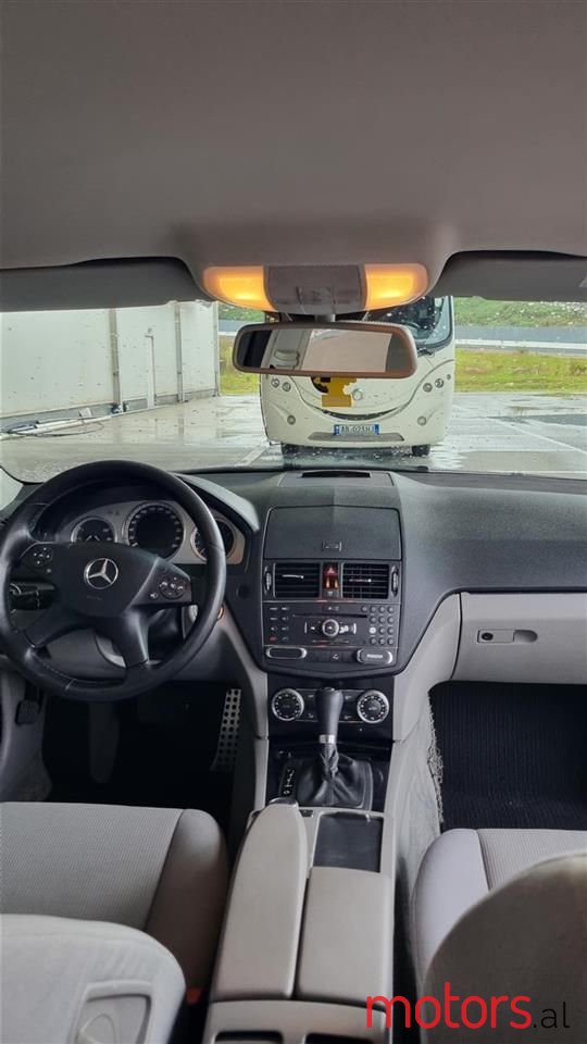 2008' Mercedes-Benz C 250 photo #6