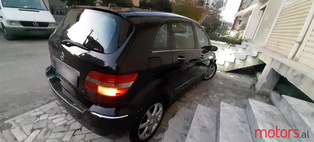 2007' Mercedes-Benz B 180 photo #2