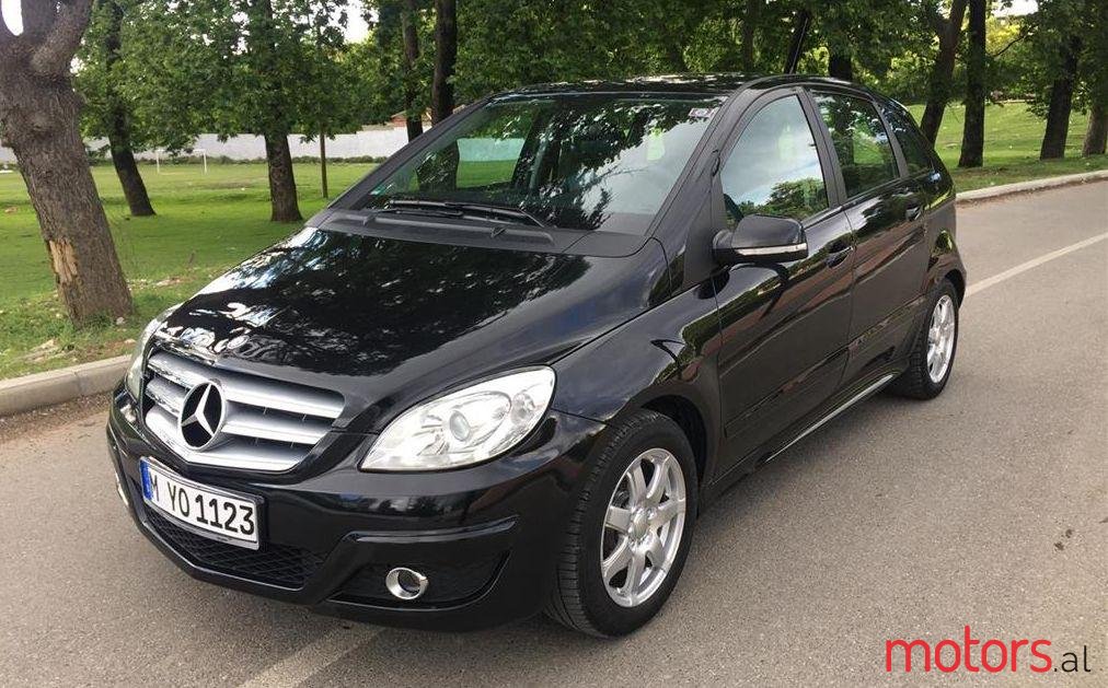 2010' Mercedes-Benz B 180 photo #2