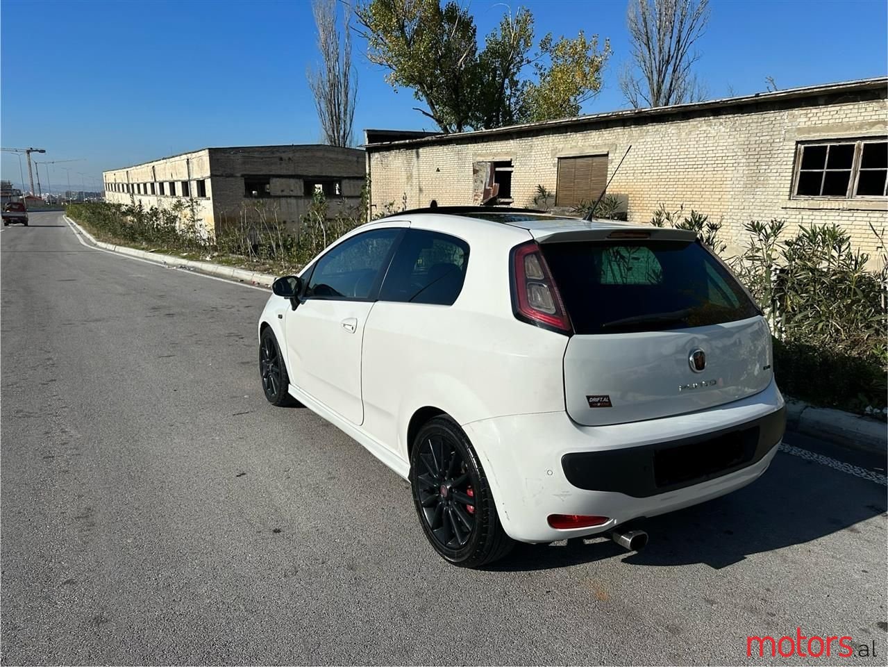 2010' Fiat Grande Punto photo #1