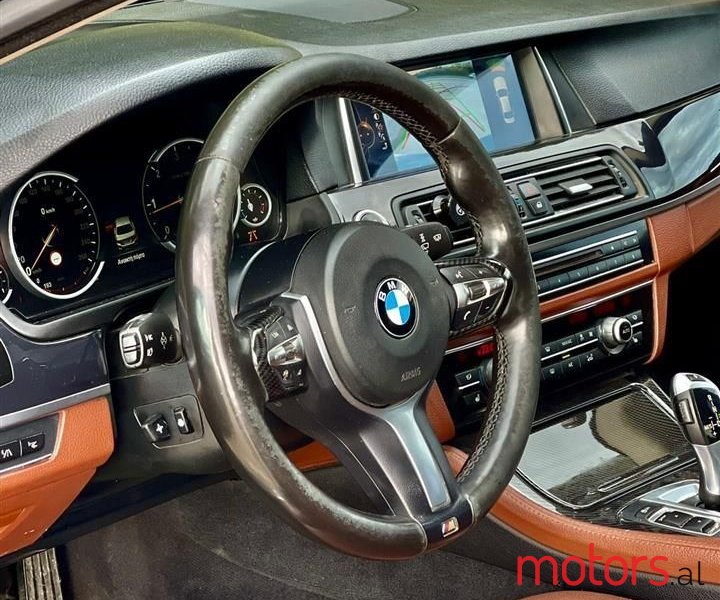 2017' BMW 520 photo #4