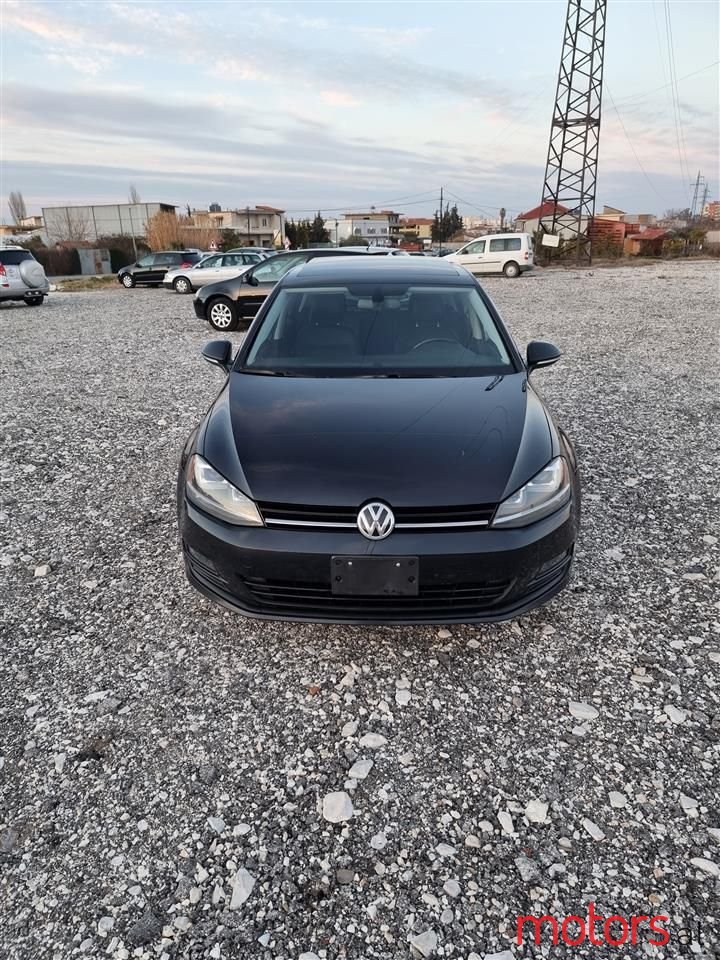 2015' Volkswagen Golf photo #2