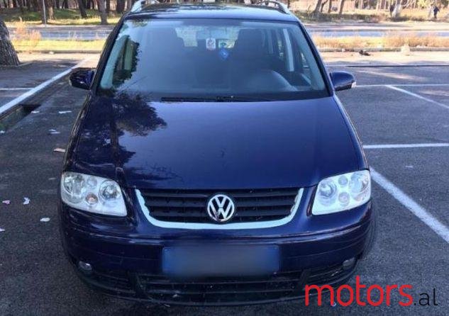 2006' Volkswagen Touran photo #1