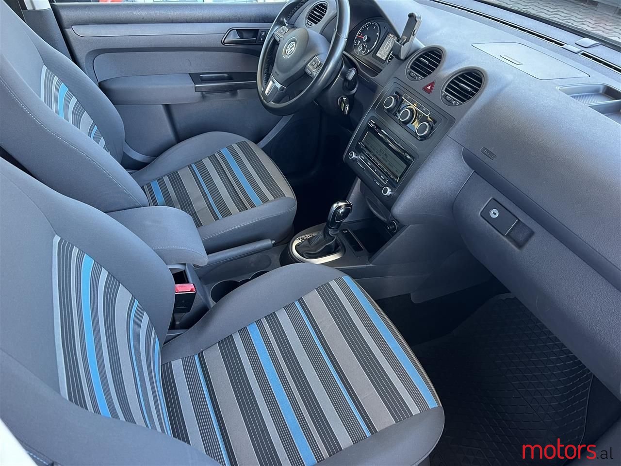 2012' Volkswagen Caddy photo #6