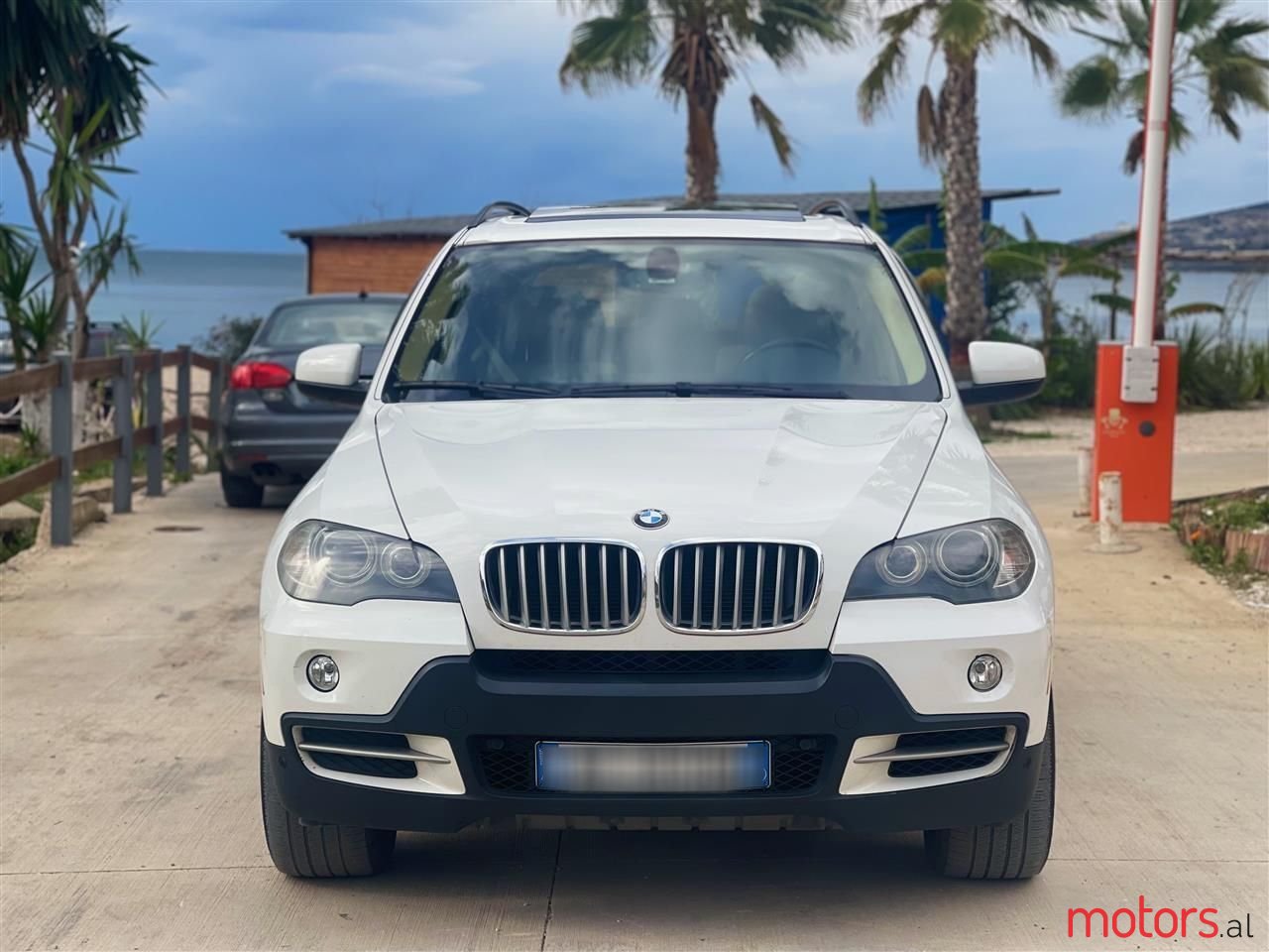 2010' BMW X5 photo #2