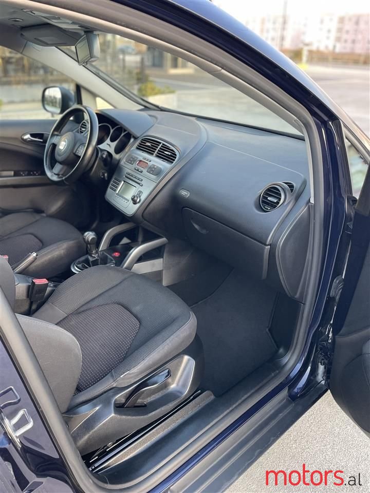 2008' SEAT Altea photo #6