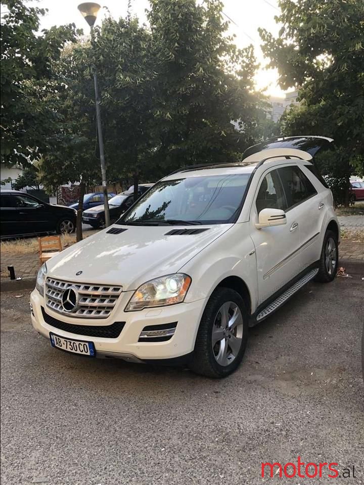 2010' Mercedes-Benz ML 350 photo #1