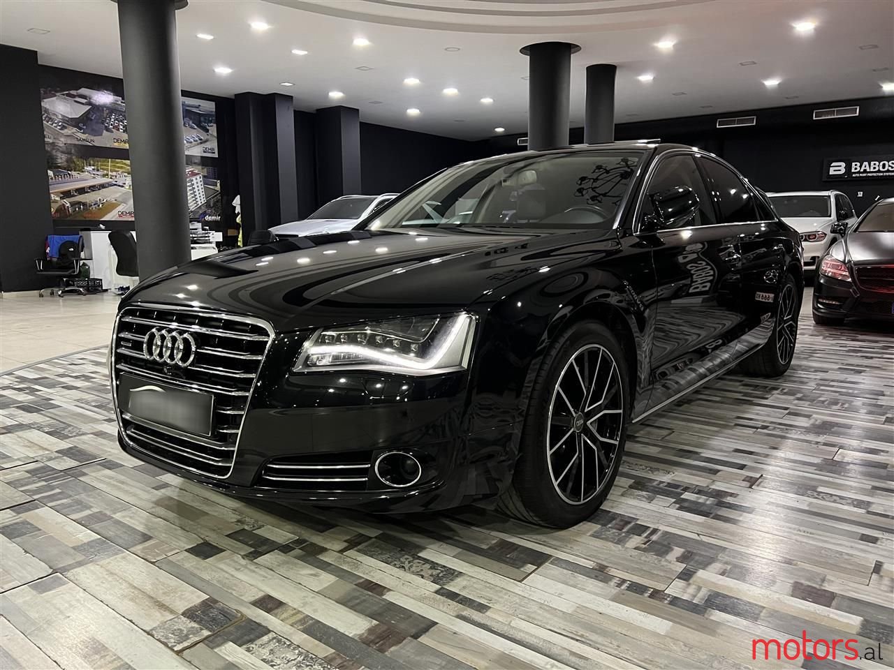 2013' Audi A8 photo #4