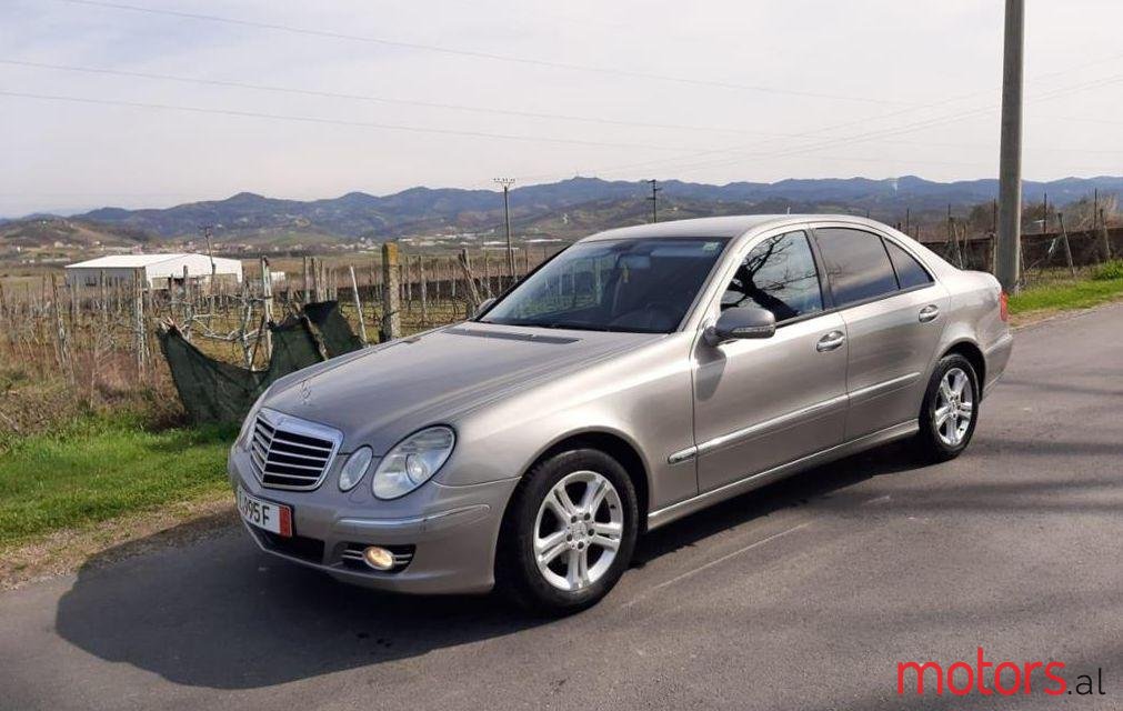 2007' Mercedes-Benz E 280 photo #1