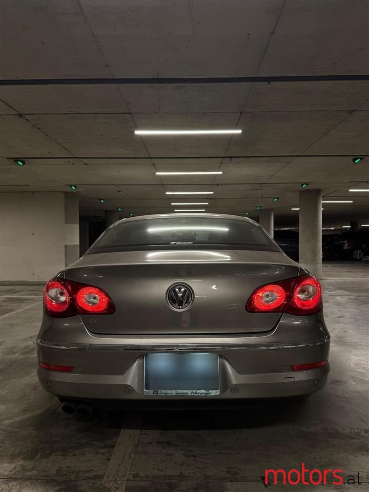 2010' Volkswagen photo #4