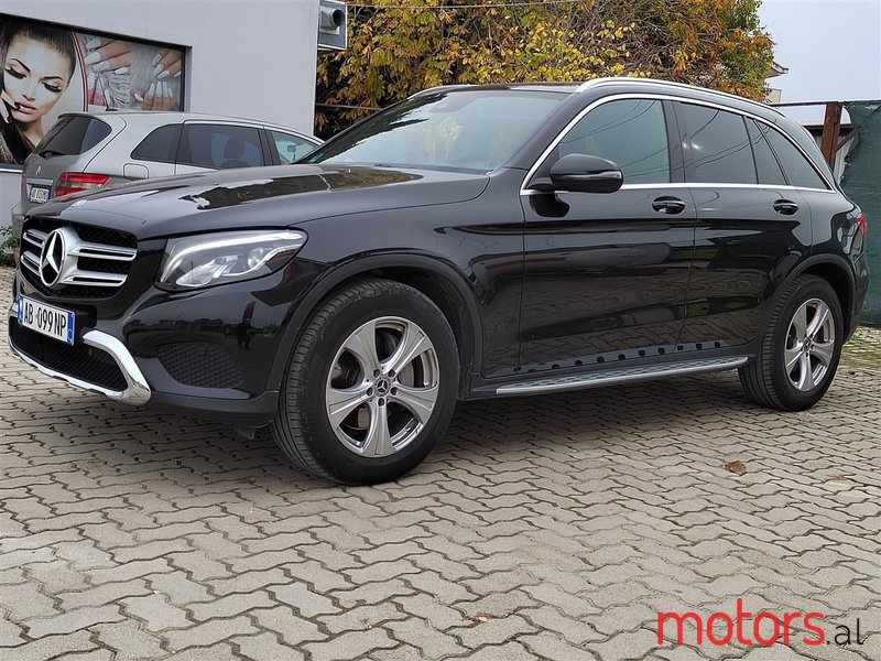 2018' Mercedes-Benz Glc 220 photo #4