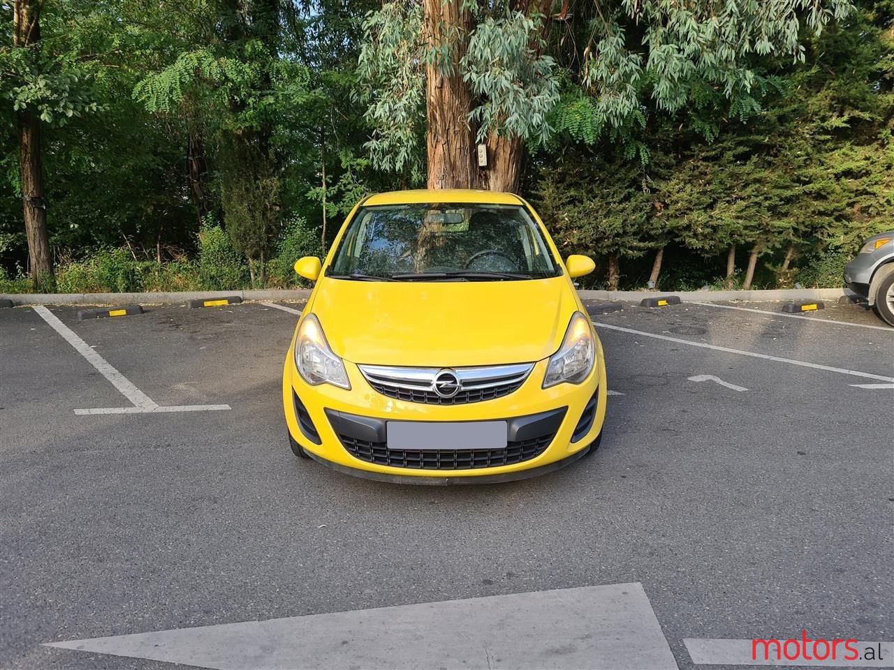 2011' Opel Corsa photo #2