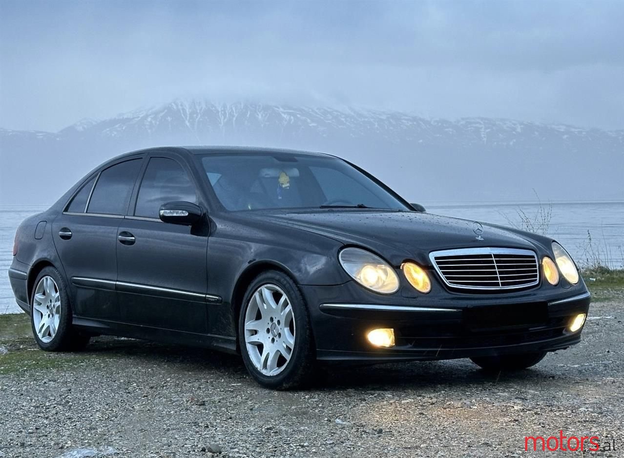 2005' Mercedes-Benz E 240 photo #5