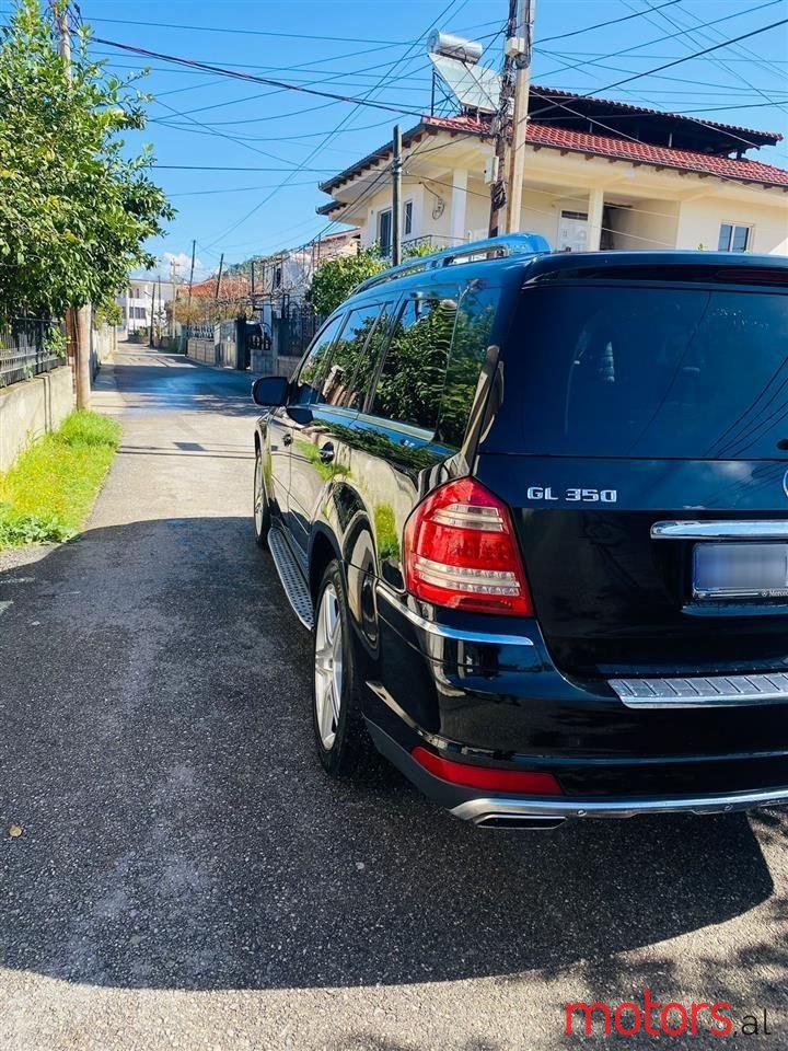 2010' Mercedes-Benz GL 350 photo #4