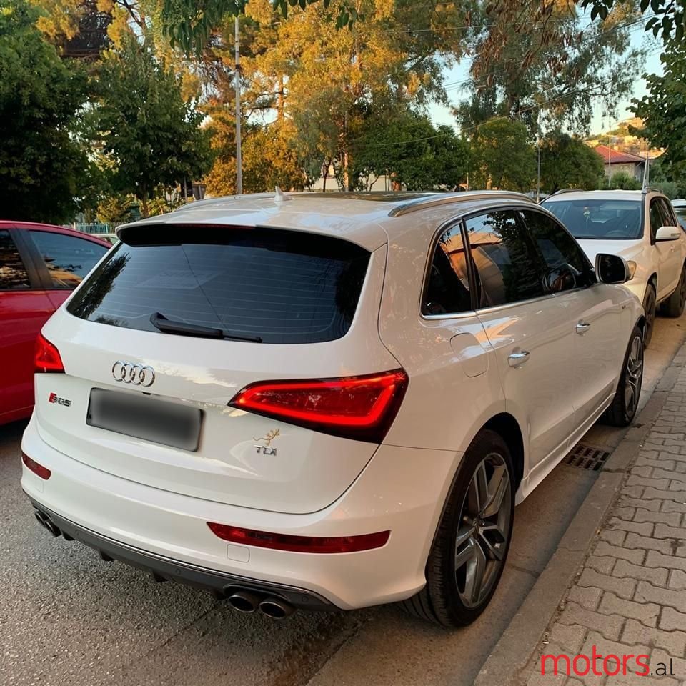 2015' Audi SQ5 photo #2