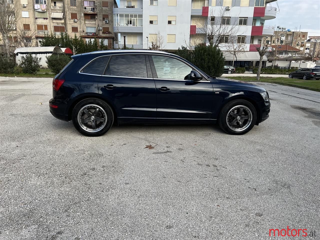 2010' Audi Q5 photo #4