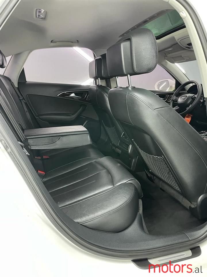 2010' Audi A6 photo #2