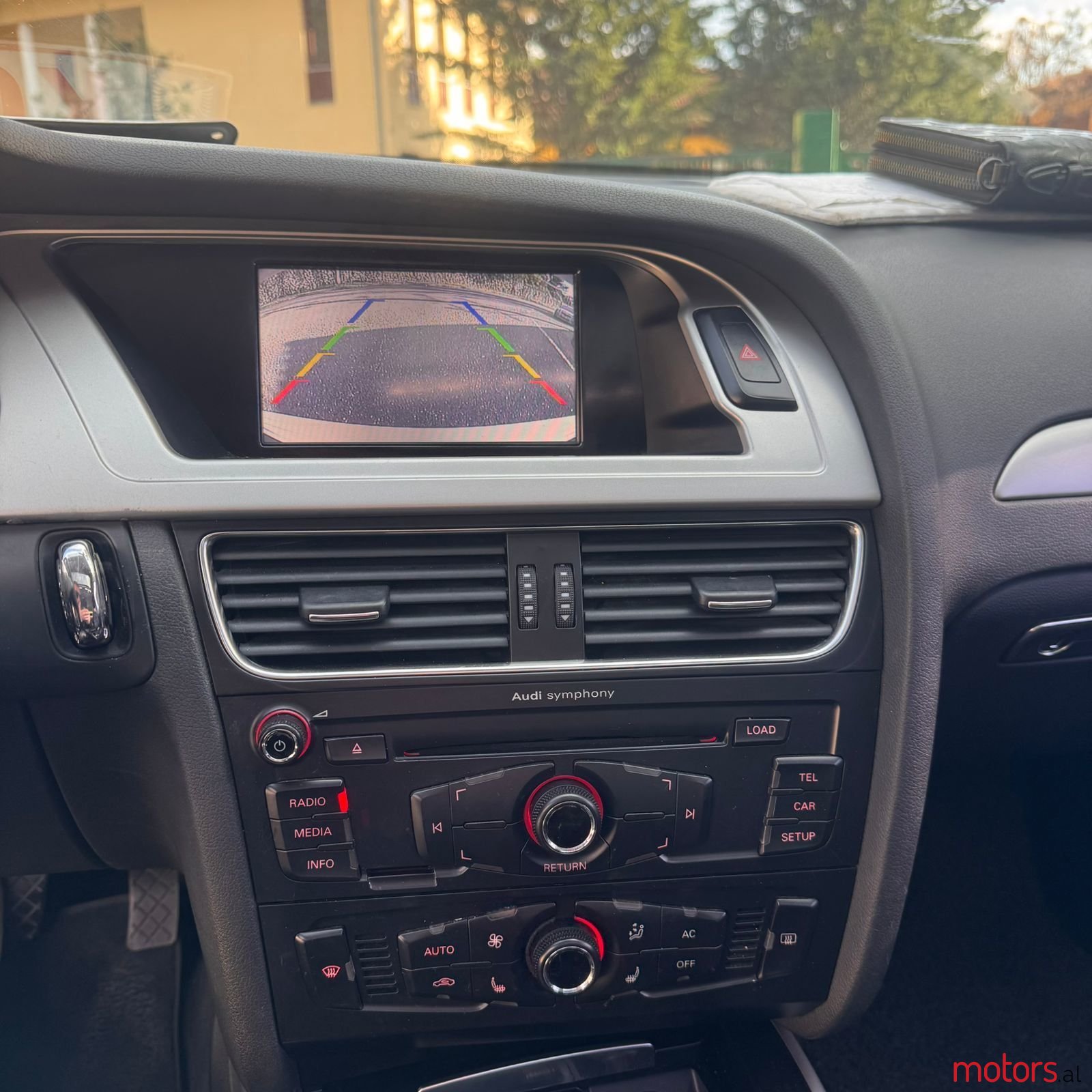 2012' Audi A4 photo #6