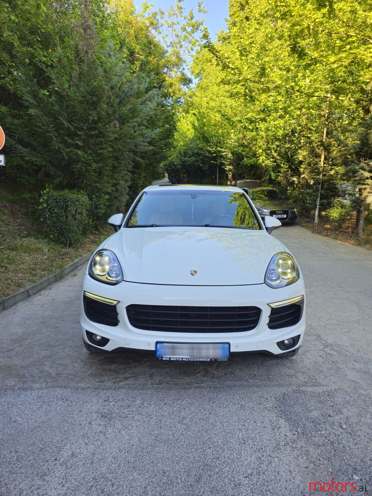 2017' Porsche Cayenne photo #4