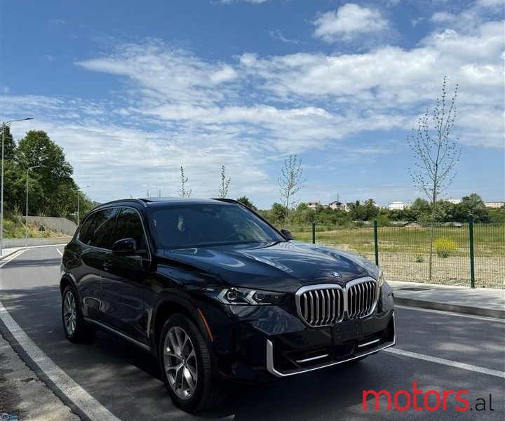 2024' BMW X5 photo #2