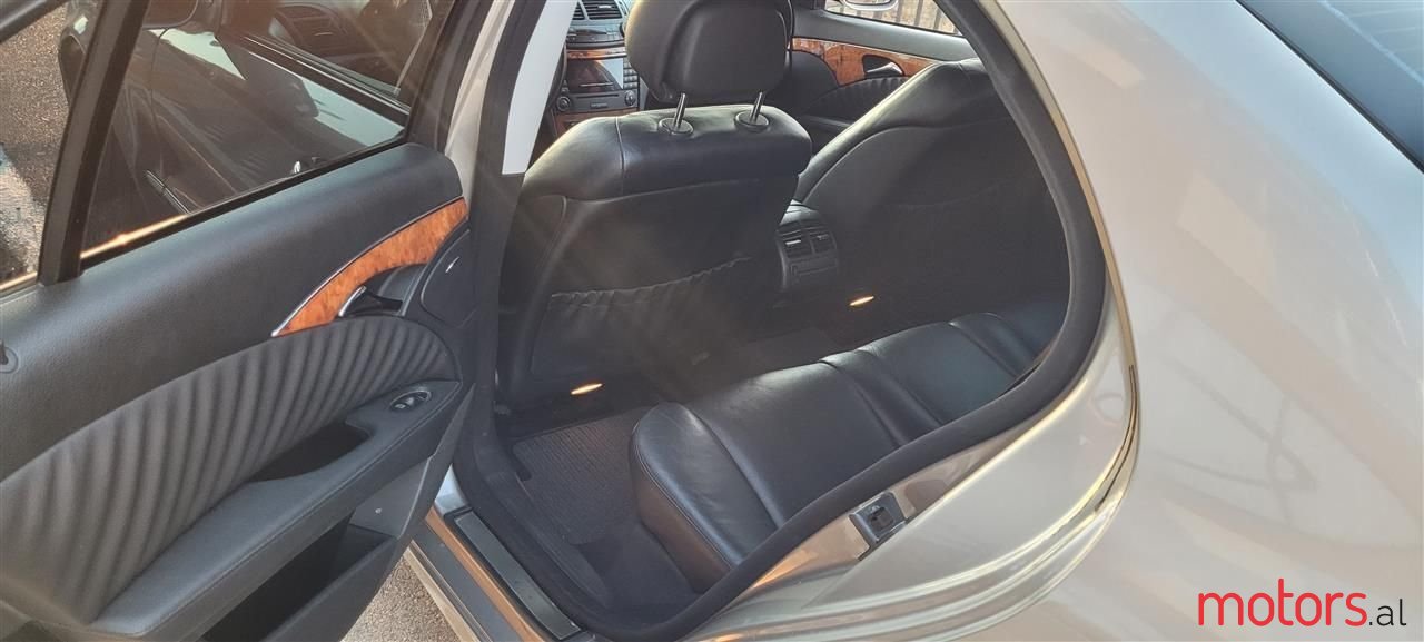 2007' Mercedes-Benz E 320 photo #6