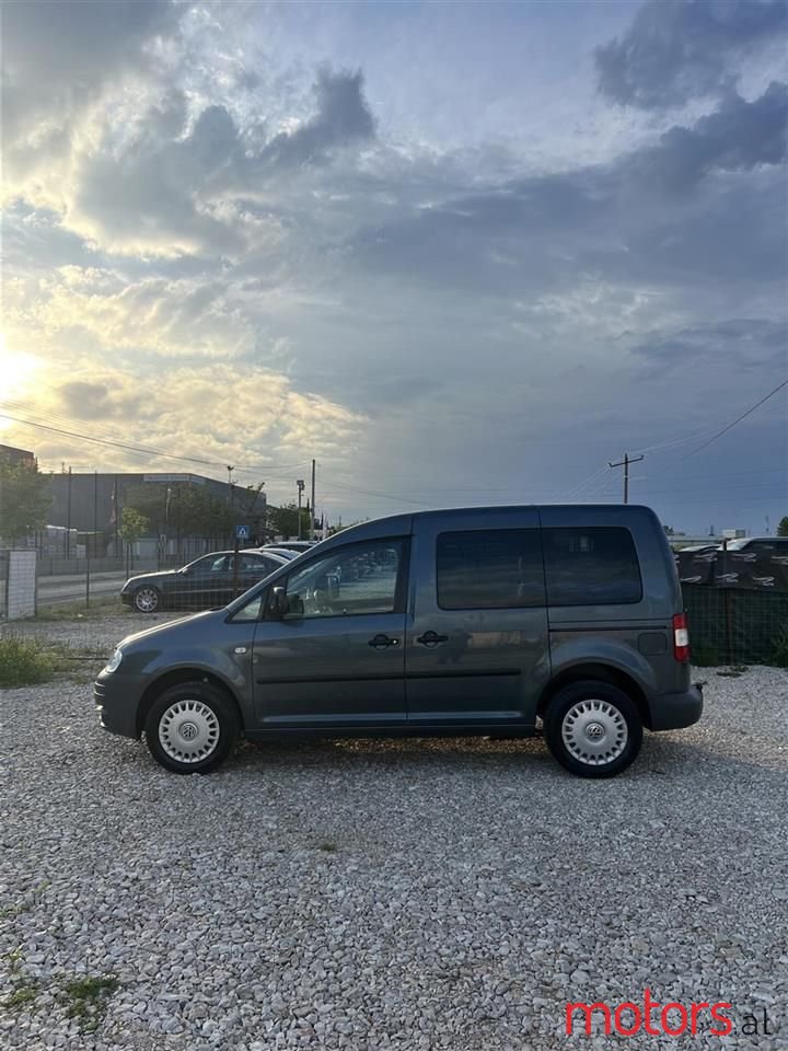 2005' Volkswagen Caddy photo #6