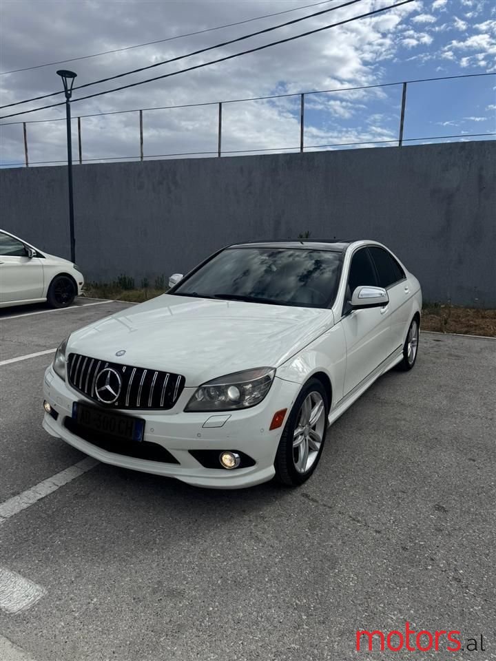 2009' Mercedes-Benz 300 photo #4