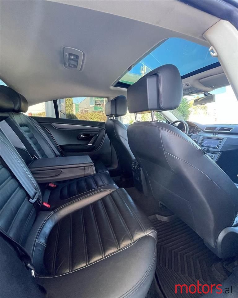 2013' Volkswagen photo #5