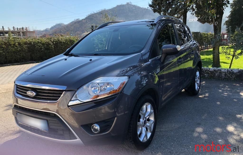 2011' Ford Kuga photo #3