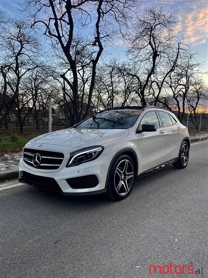 2017' Mercedes-Benz GLA 200 photo #1