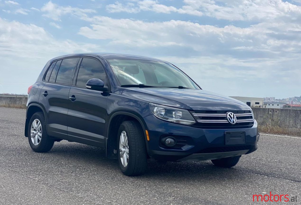 2013' Volkswagen Tiguan photo #1