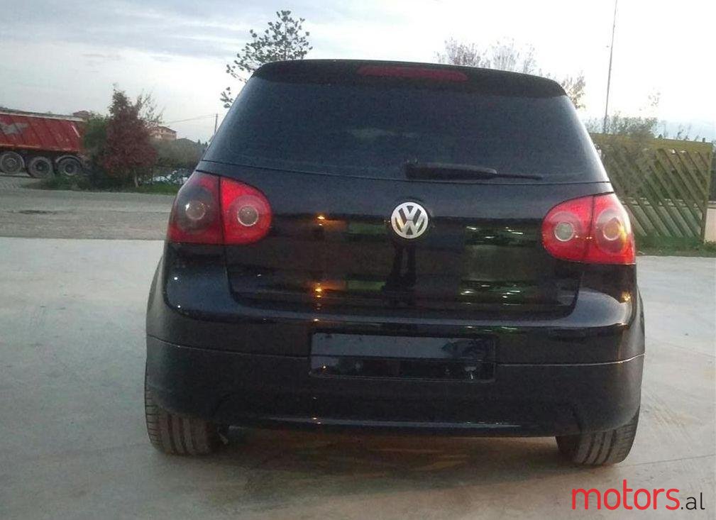 2005' Volkswagen Golf photo #1