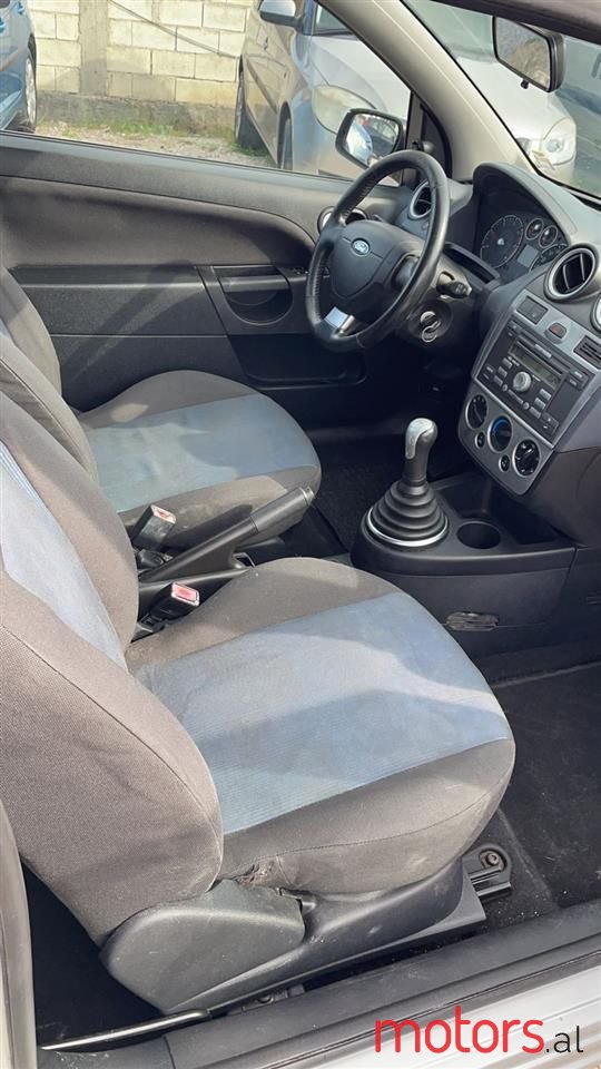 2006' Ford Fiesta photo #6