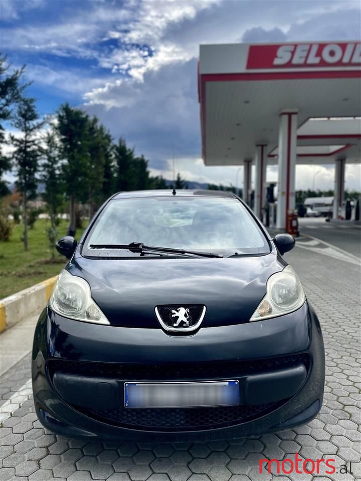 2008' Peugeot 107 photo #4