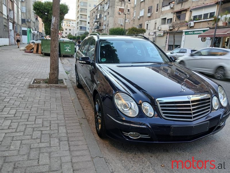2007' Mercedes-Benz E 280 photo #2