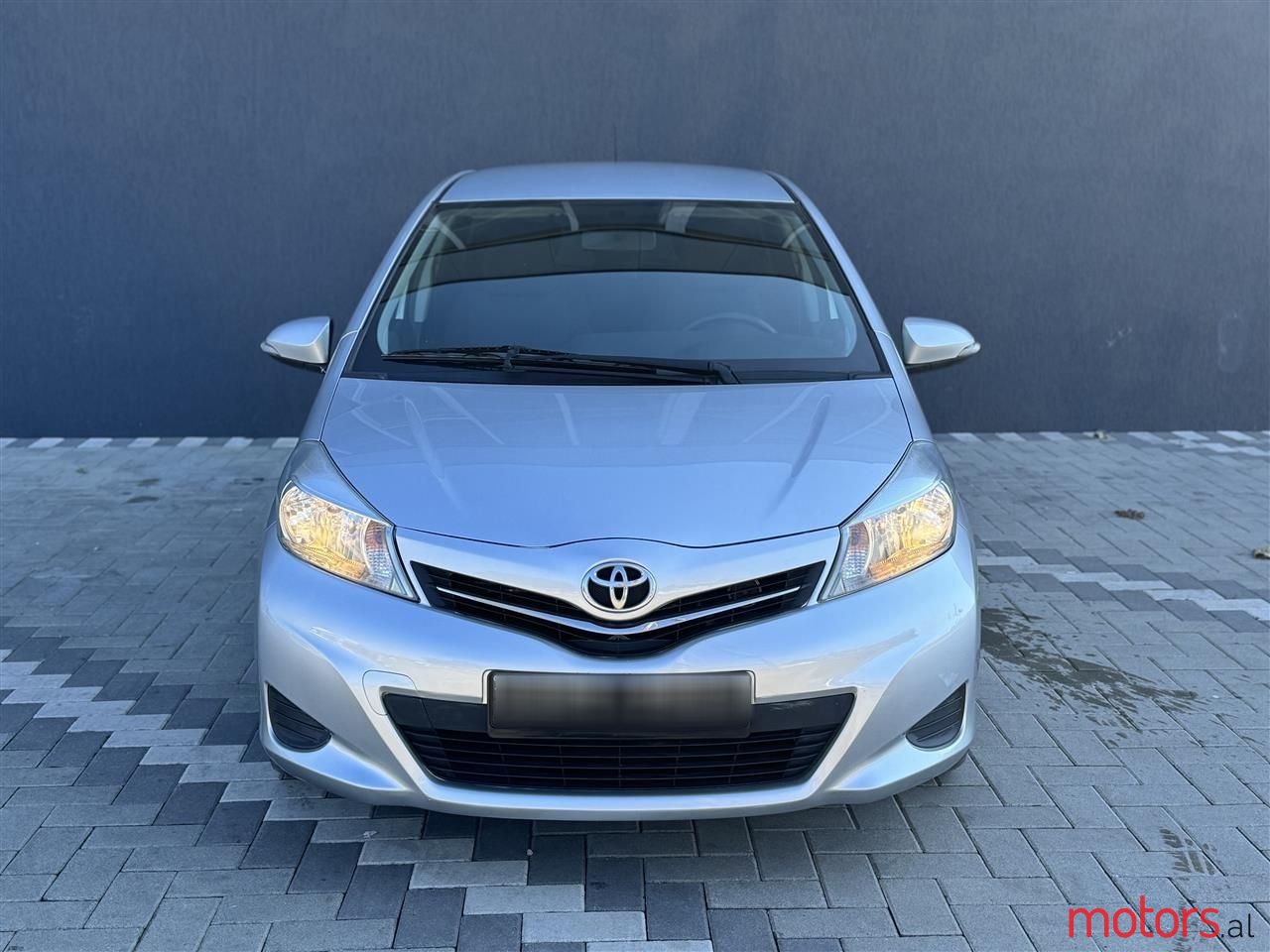 2013' Toyota Yaris photo #5