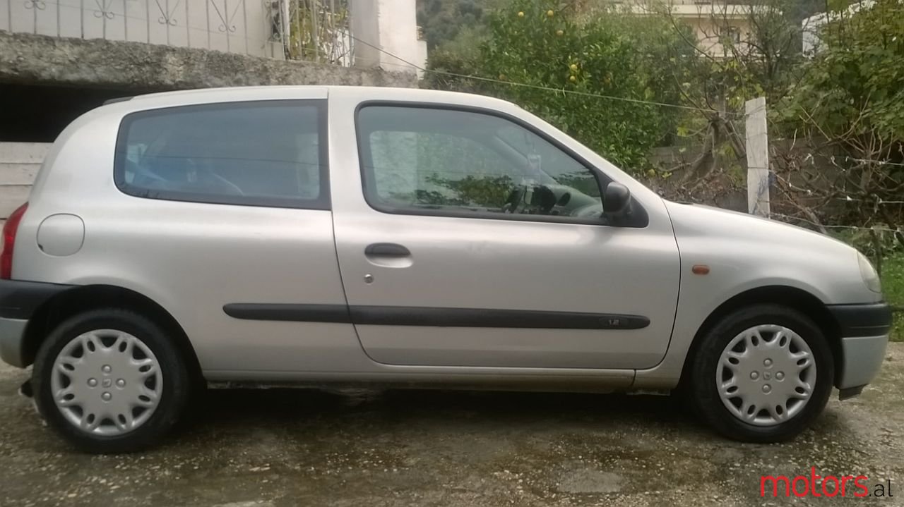 2000' Renault Clio photo #4