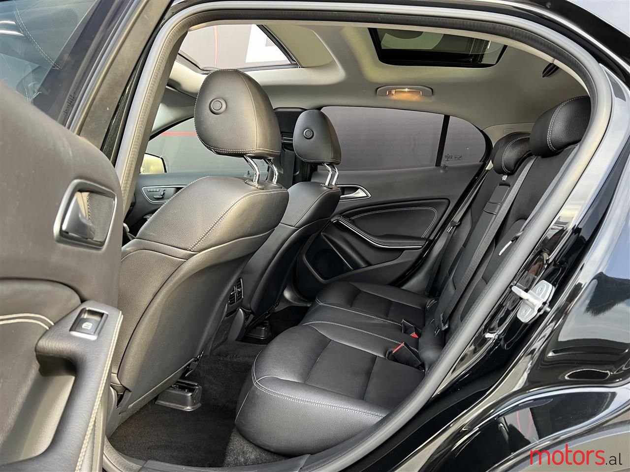 2016' Mercedes-Benz GLA 200 photo #5