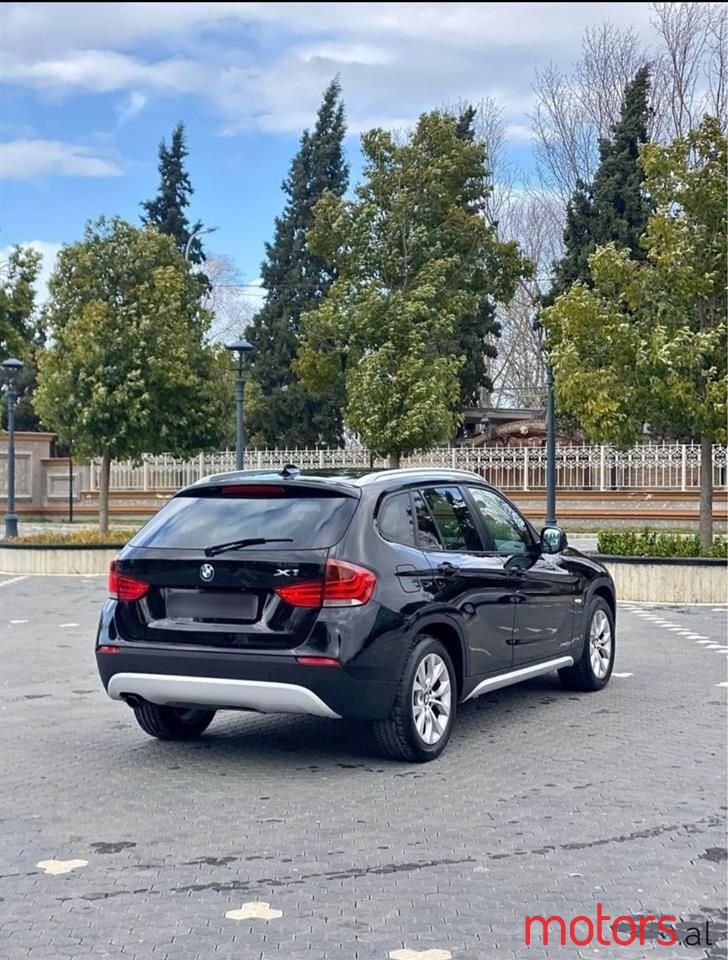 2011' BMW 120 photo #1